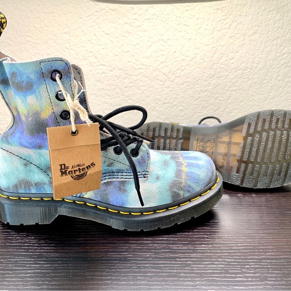 Dr. Martens 1460 Pascal Tie Dye Blue Pattern Boot! - Picture 7 of 9